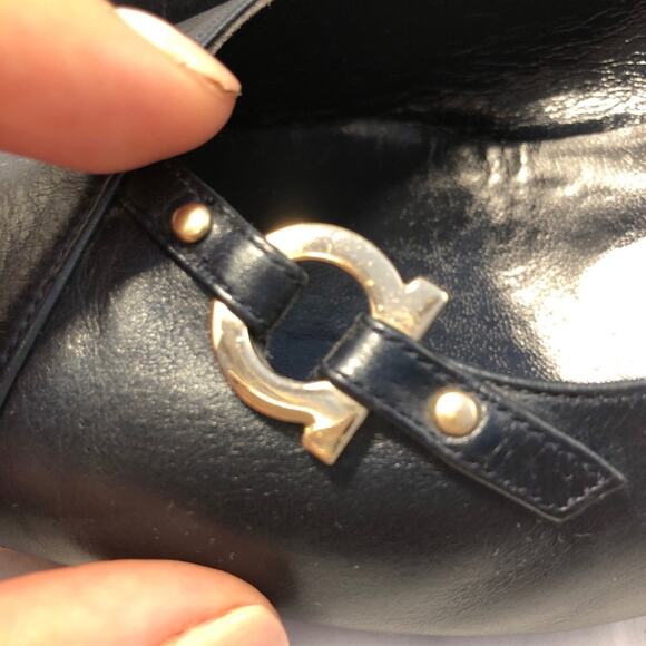 Salvatore Ferragamo Blue Leather Square Toe pump - Picture 10 of 11